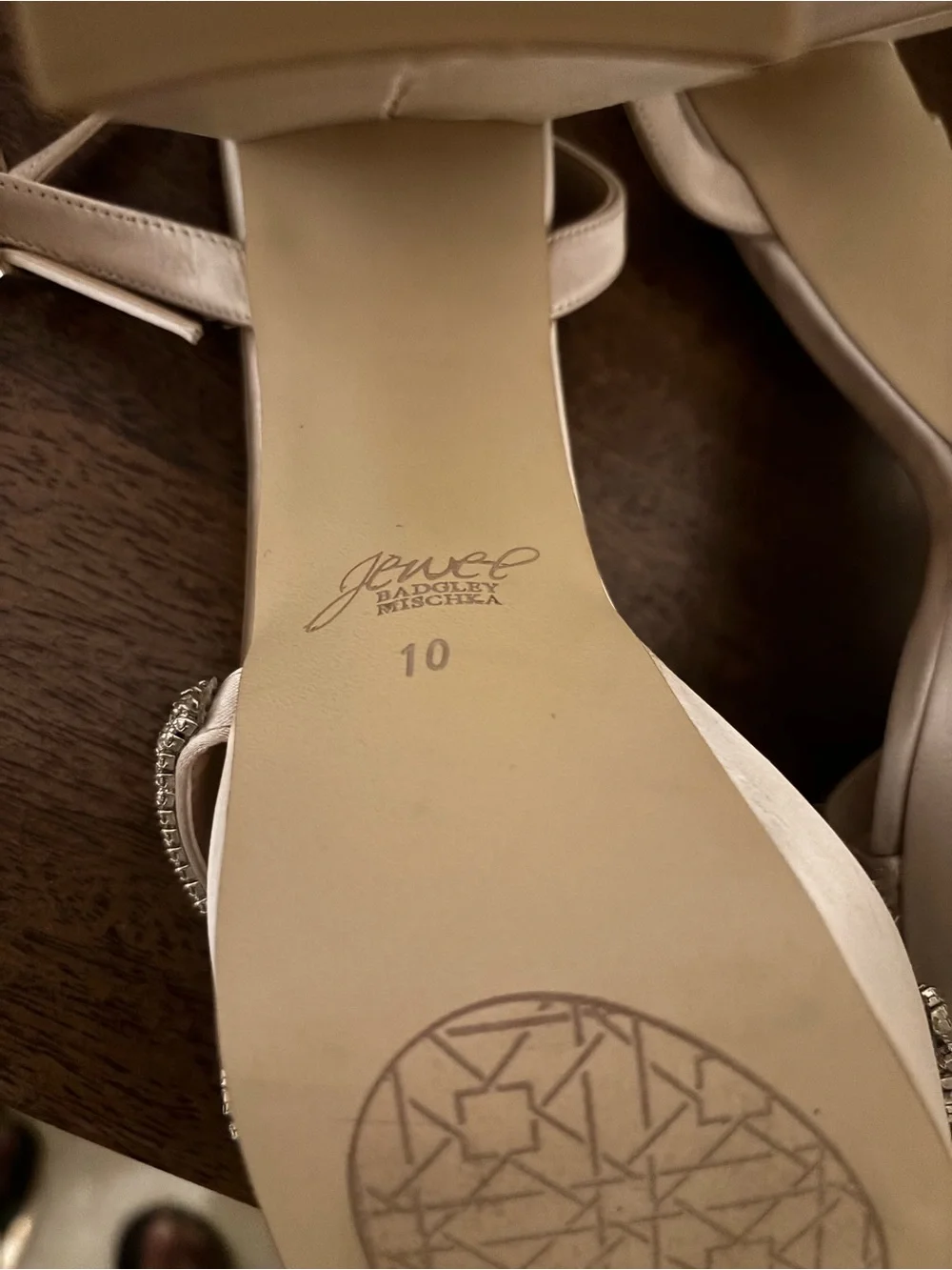 Badgley Mischka brand new